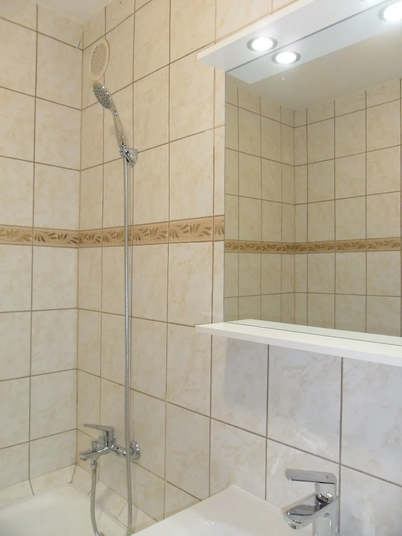 Eladó panel lakás Debrecen Böszörményi - Kép 11