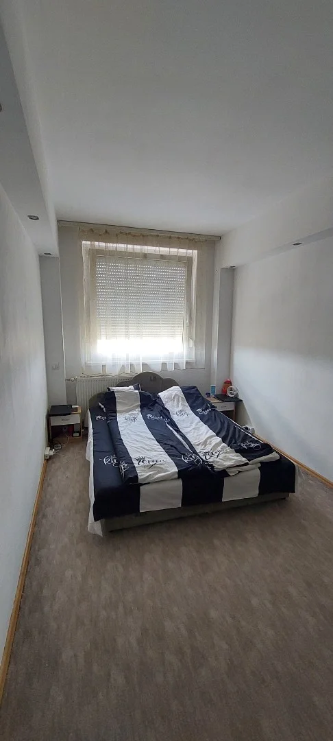 Eladó panel lakás Baja Varsa utca - Kép 9