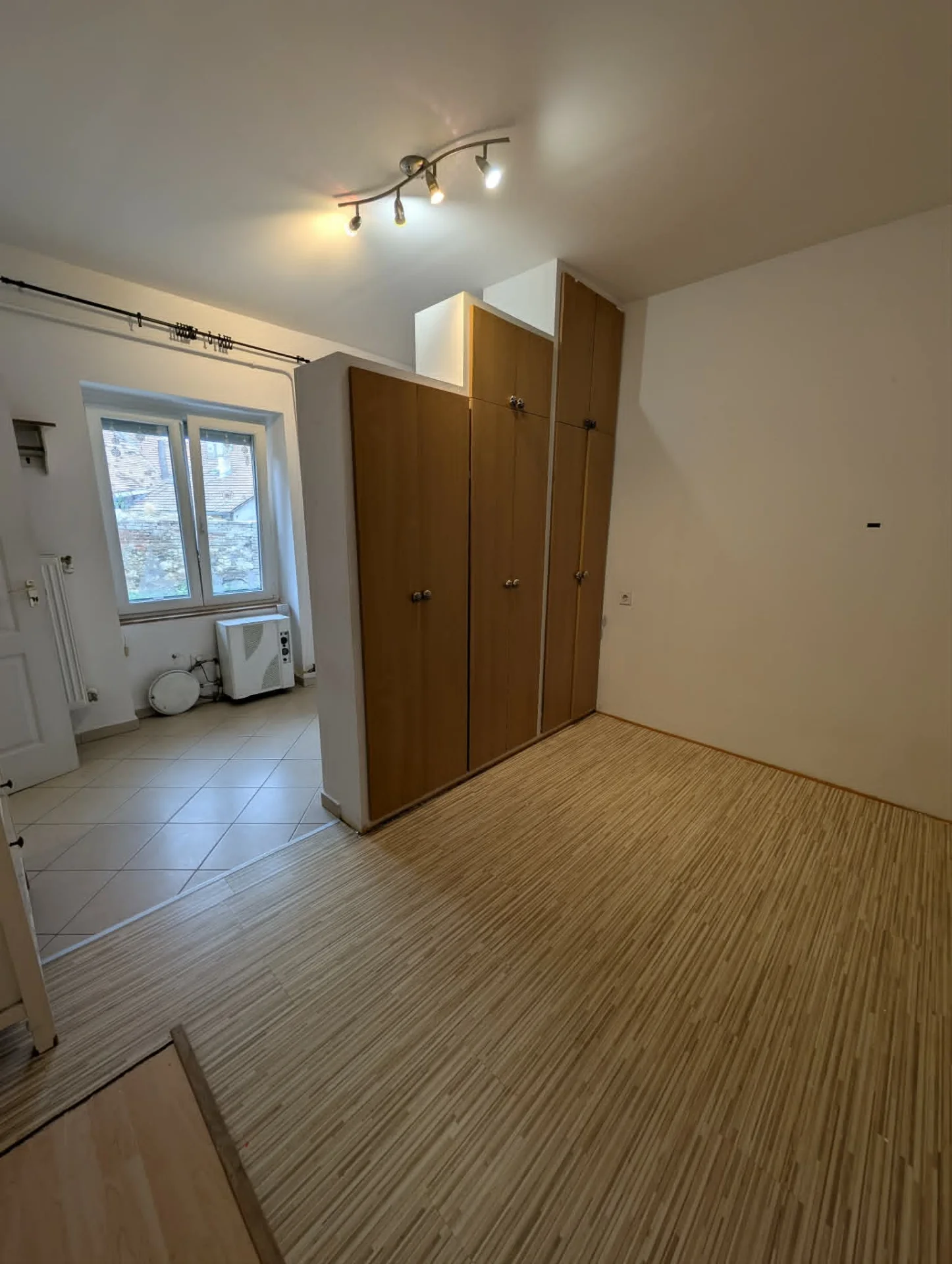 Eladó lakás Pécs garay - Kép 5