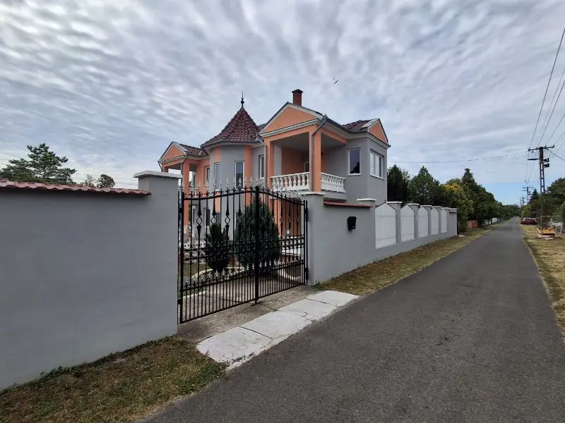 Eladó családi ház Balatonfenyves Dráva