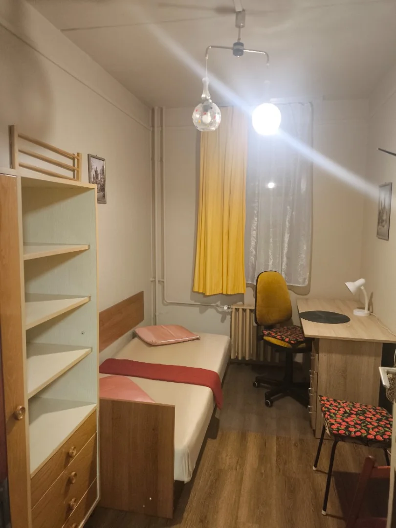 Kiadó panel lakás Miskolc Szeles utca