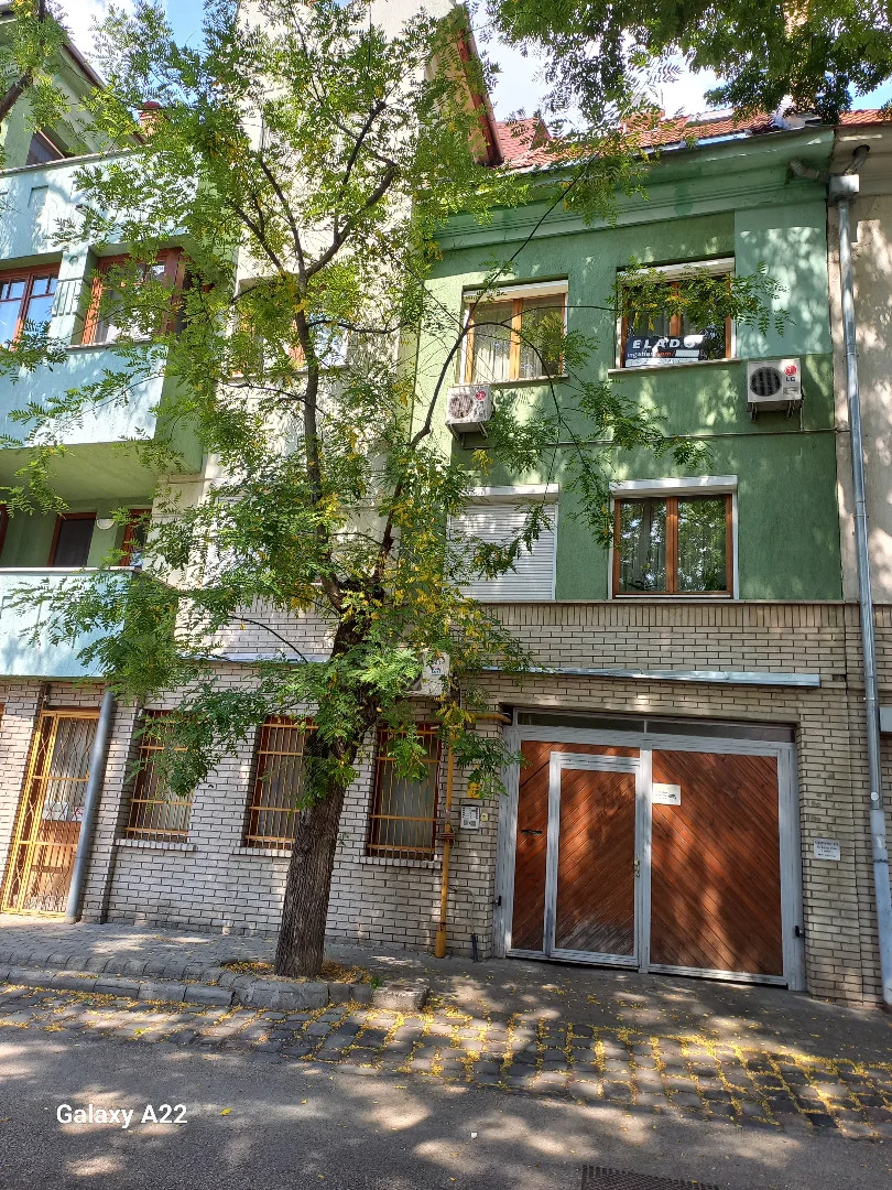 Eladó tégla lakás Kecskemét Mikes utca - Kép 2