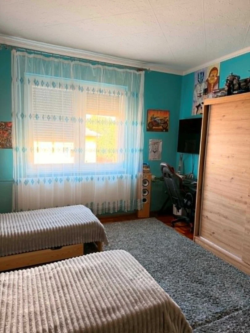 Eladó családi ház Egyek Fő  utca - Kép 8