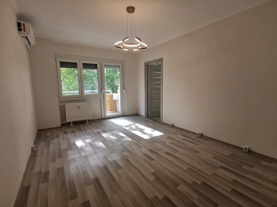 Eladó panel lakás Szeged Cső - Kép 12