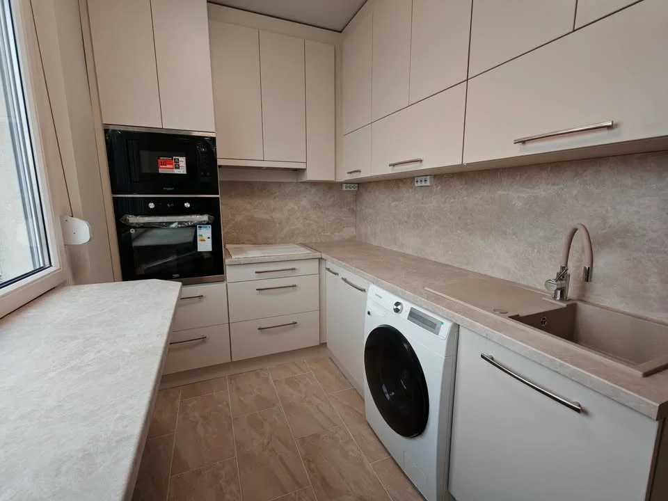 Eladó panel lakás Szeged Cső