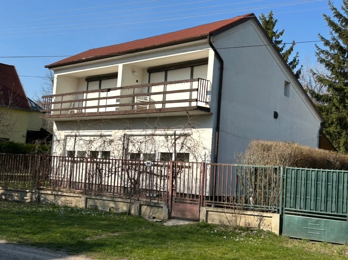Eladó önálló nyaraló nyaraló / üdülő Balatonkenese - Kép 2
