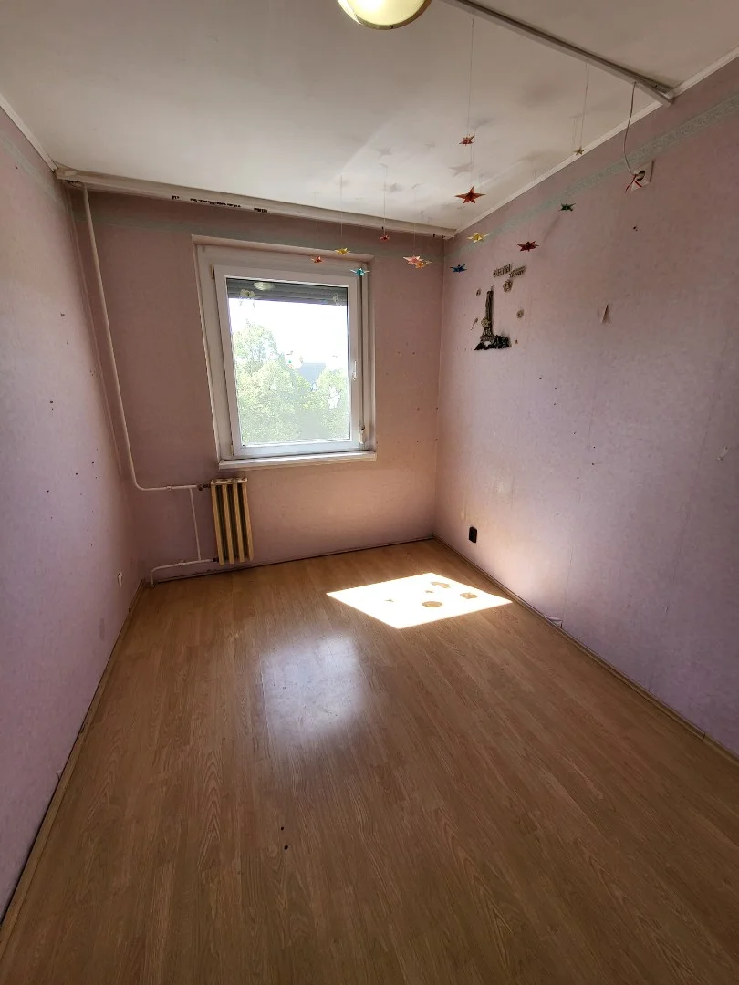 Eladó panel lakás Ajka Deák F. utca - Kép 10