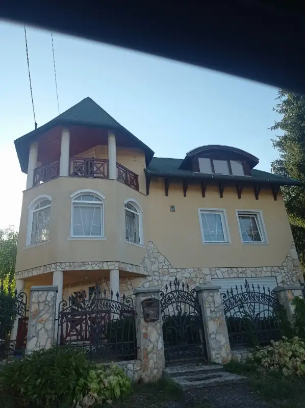 Eladó családi ház Ózd Sturmán utca