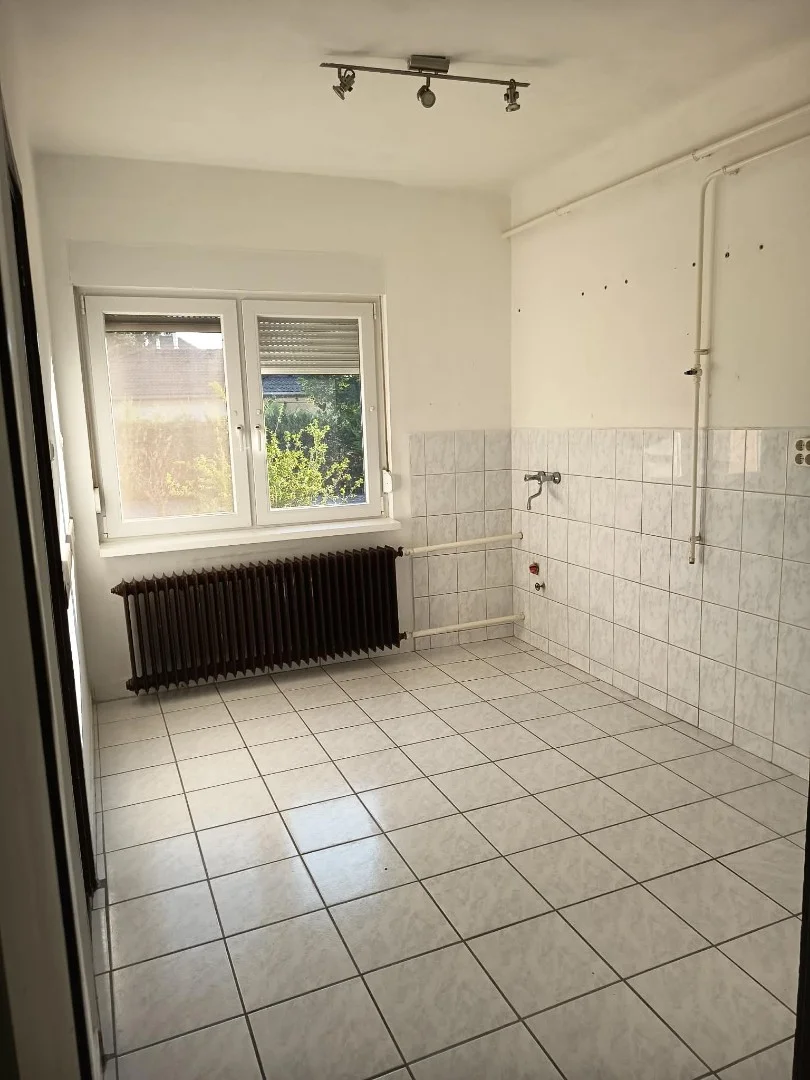 Eladó családi ház Dunavecse Külső krt - Kép 12