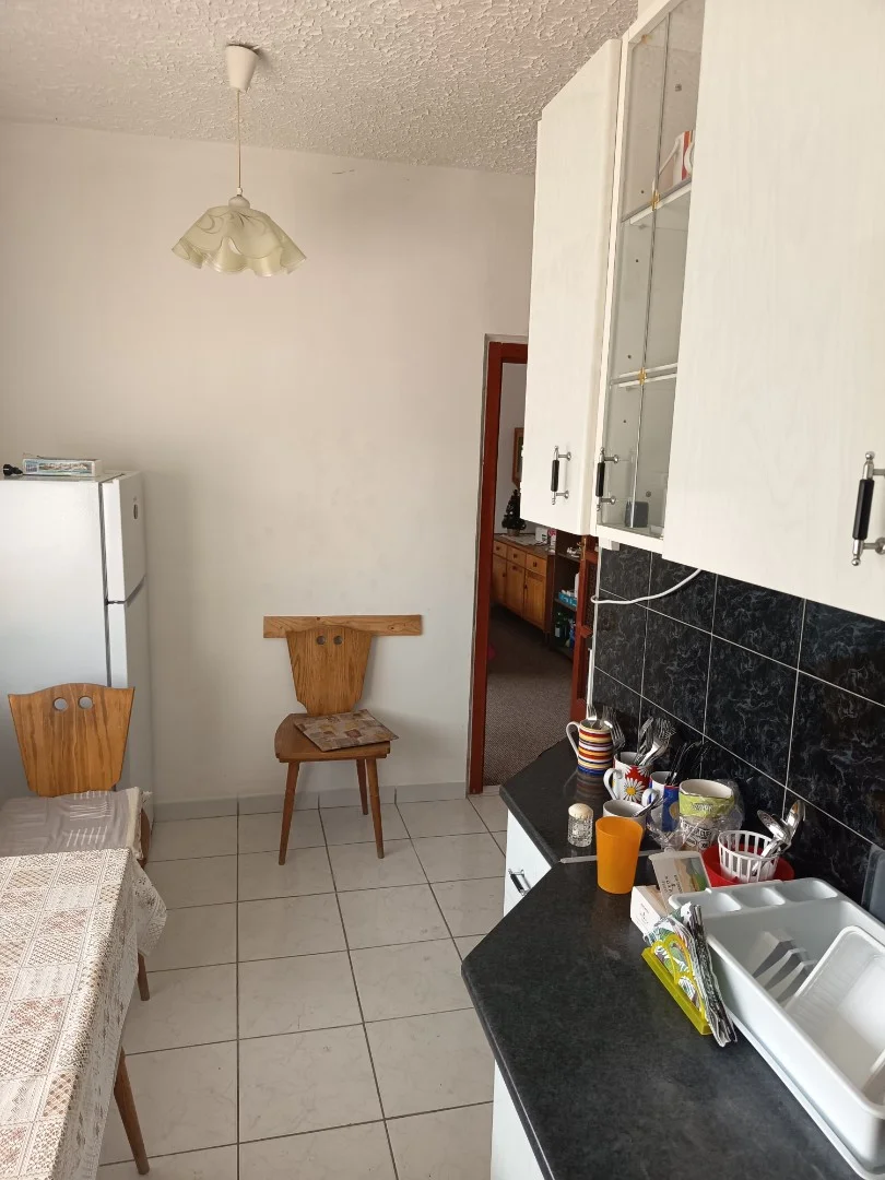 Eladó panel lakás Komló Vértanuk - Kép 9