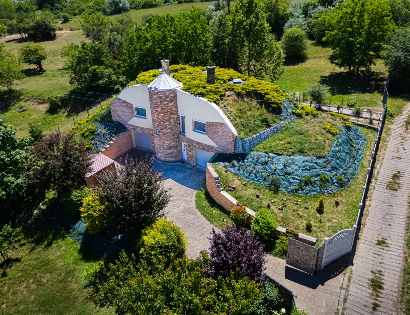 Eladó családi ház Lábatlan Damjanich utca - Kép 2