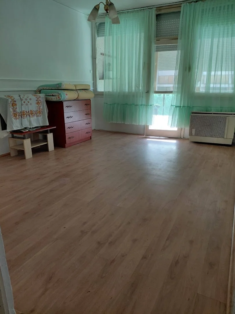 Eladó panel lakás Salgótarján Déryné - Kép 6