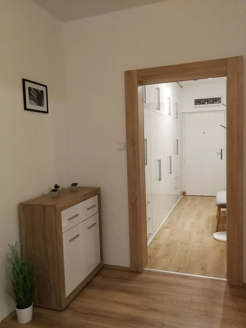 Eladó panel lakás Pécs Dombay János utca - Kép 4