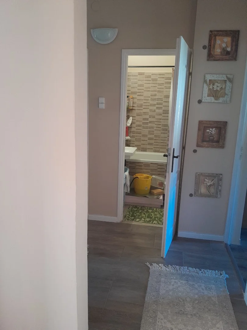 Eladó panel lakás Eger Rakóczi út - Kép 2