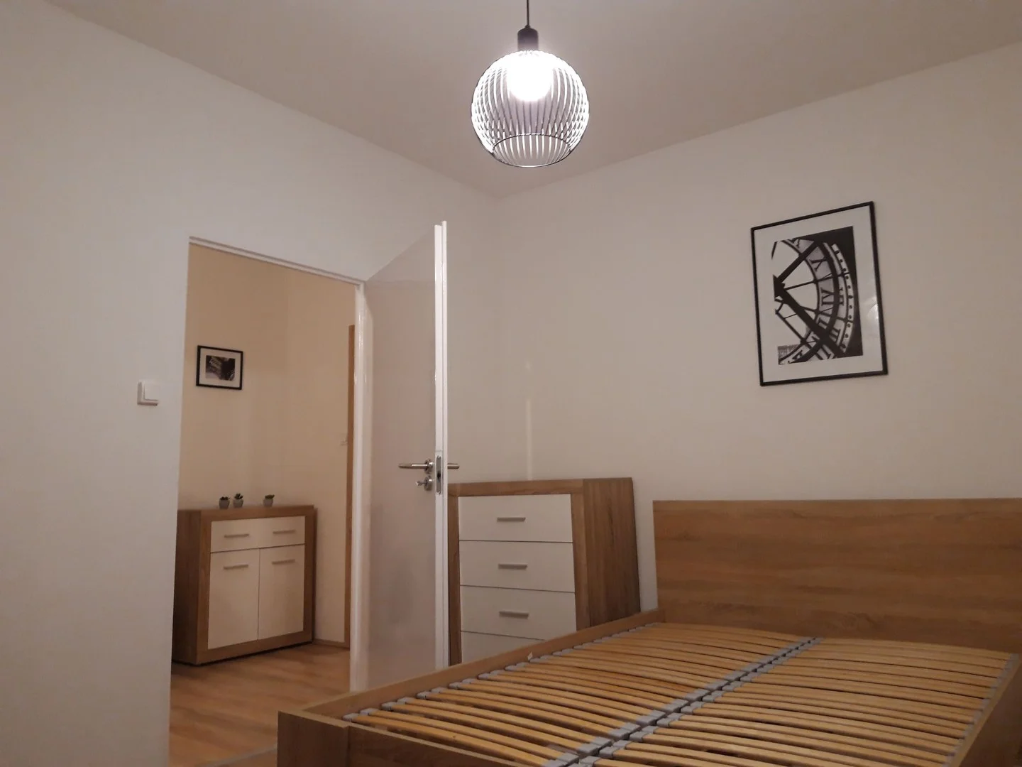 Eladó panel lakás Pécs Dombay János utca - Kép 8