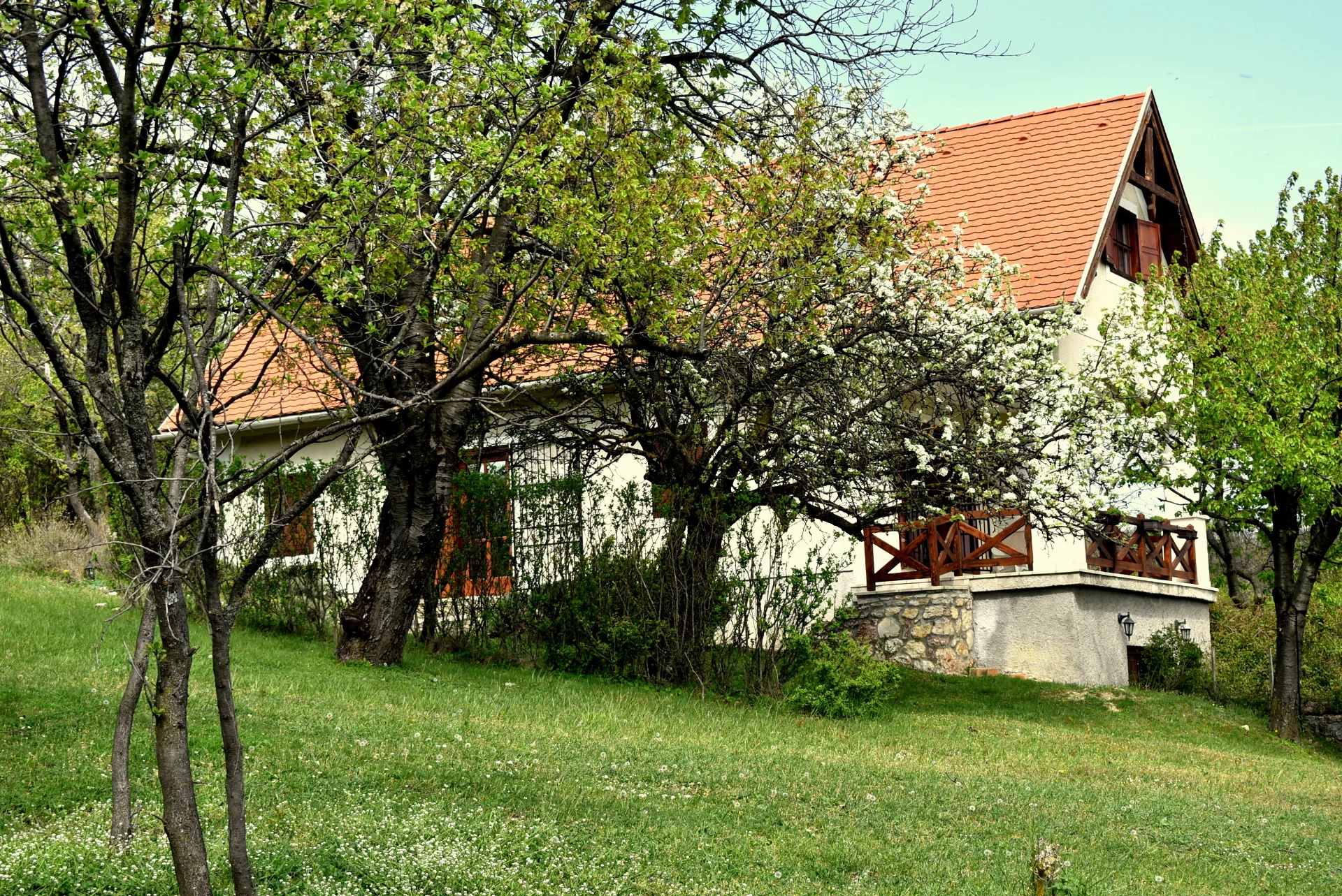 Eladó nyaraló / üdülő Pécsely Fő - Kép 2
