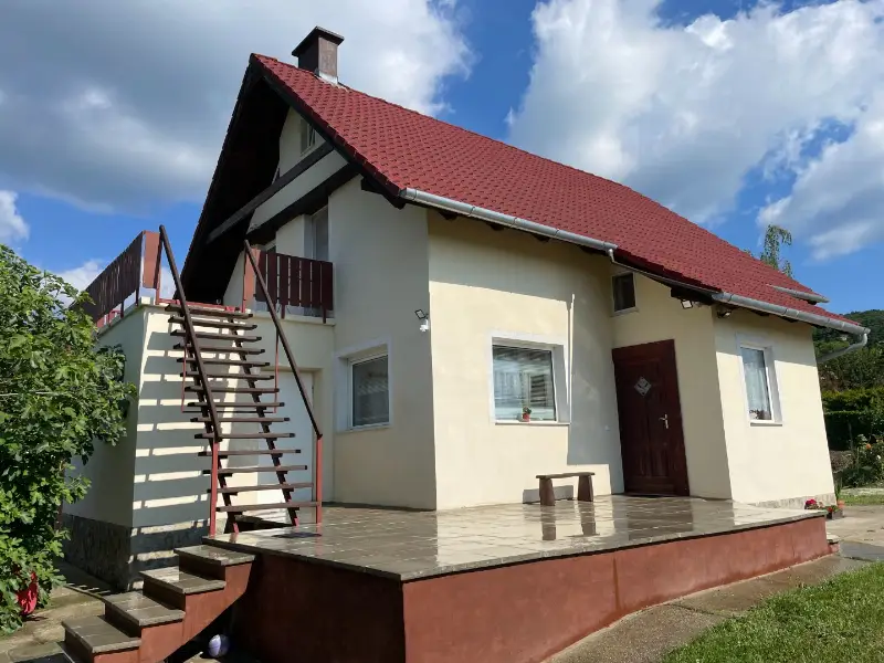 Eladó családi ház Velem Cáki