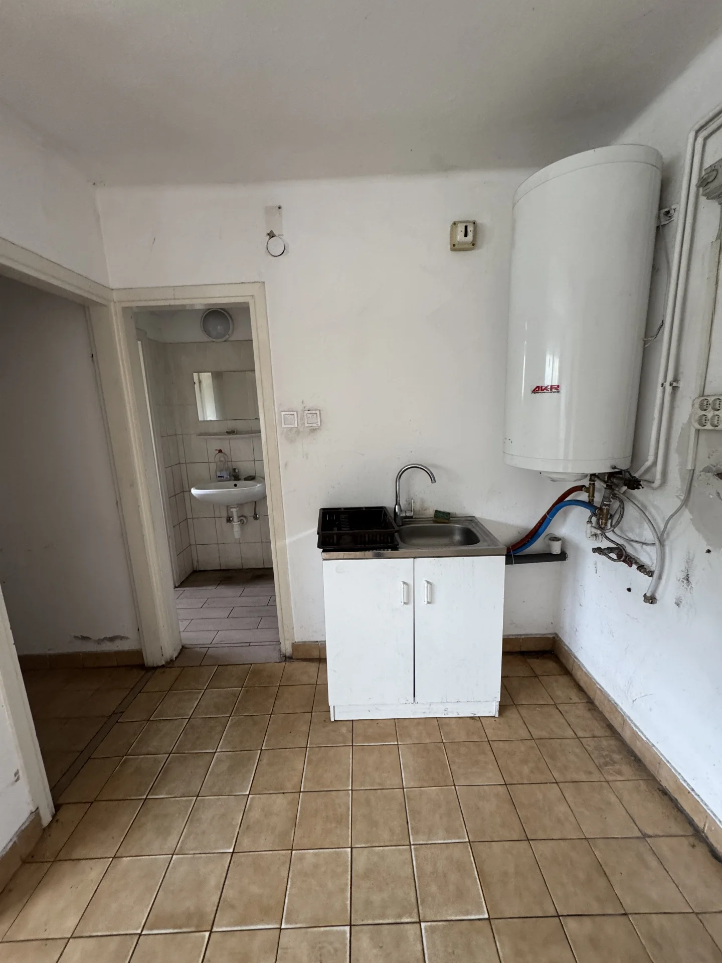 Kiadó ipari / raktár Pécs - Kép 6