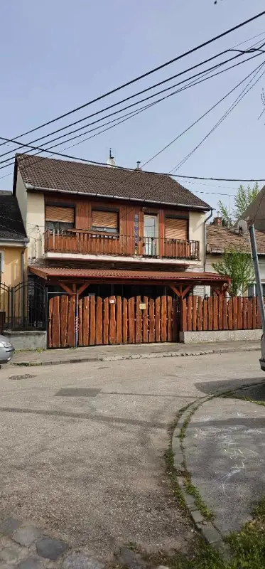 Eladó családi ház Budapest Verebély utca