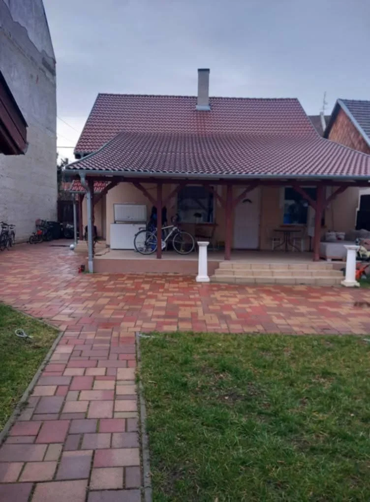 Eladó családi ház Szolnok CSOKONAI UTCA - Kép 2