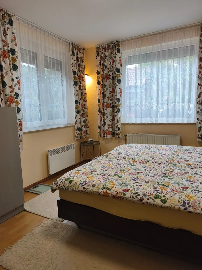 Kiadó ikerház Etyek Gesztenyés - Kép 6