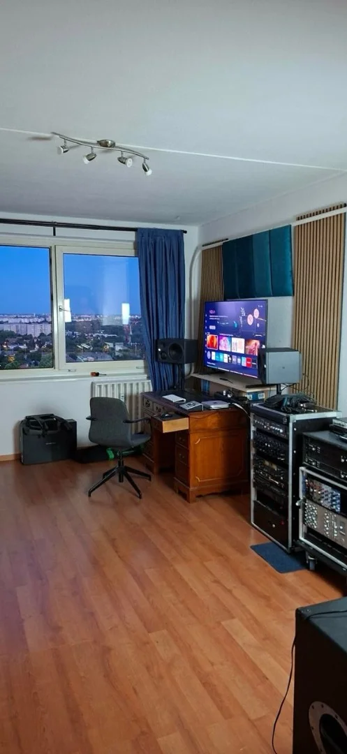 Eladó panel lakás Budapest 11. ker. Nagyszeben tér - Kép 2
