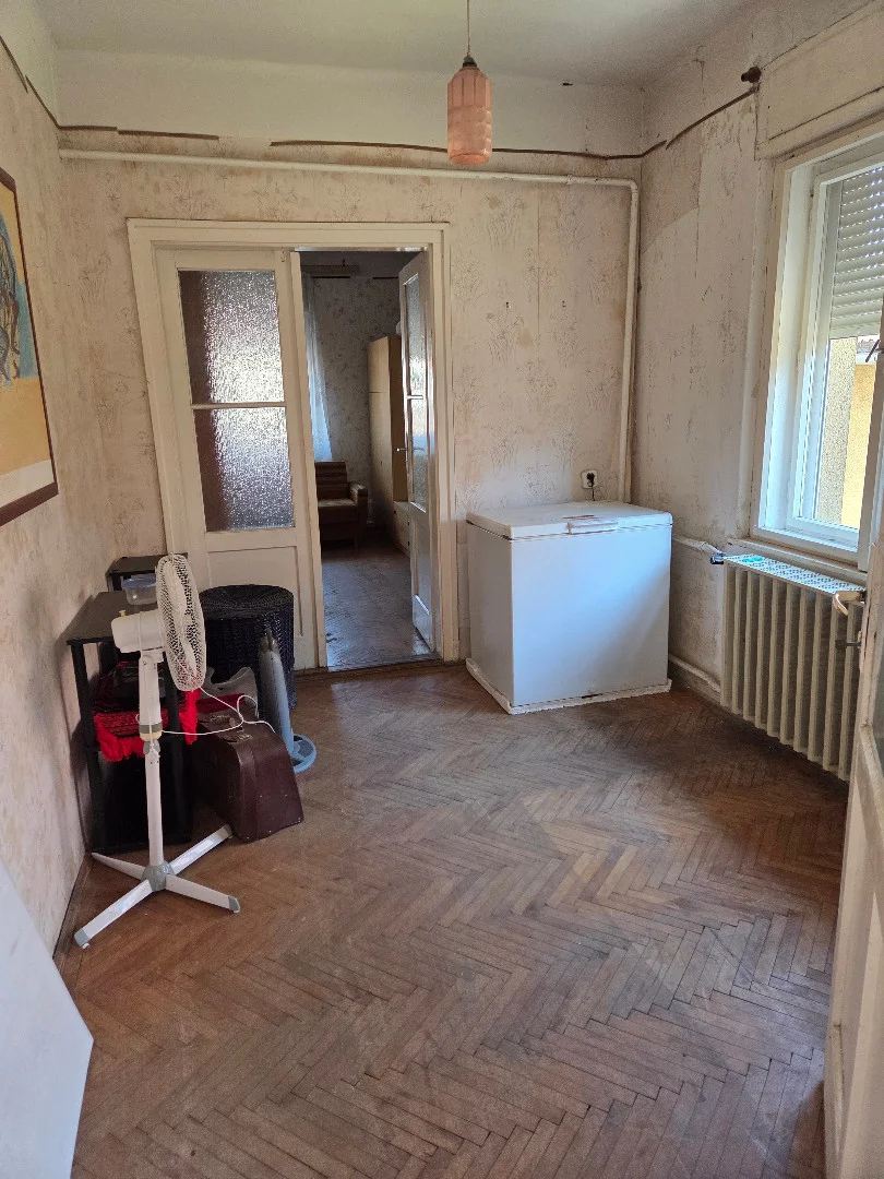 Eladó családi ház Péteri - Kép 12