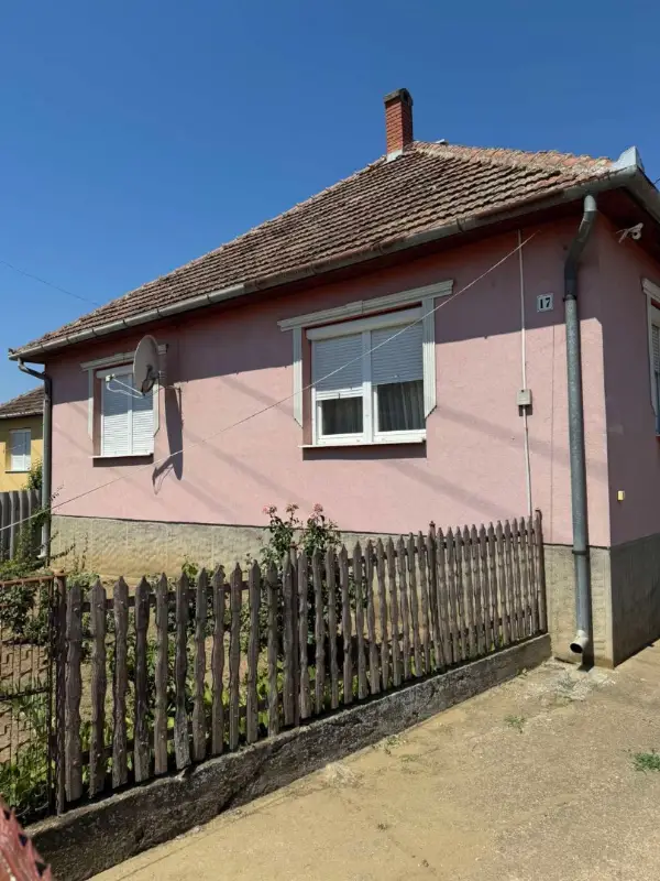 Eladó családi ház Tiszakanyár Dombrádi