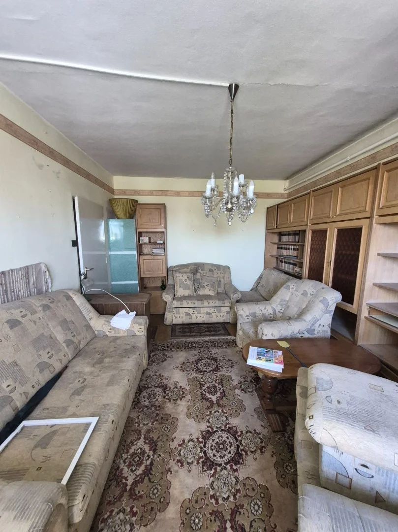 Eladó panel lakás Pécs Endresz György utca - Kép 2