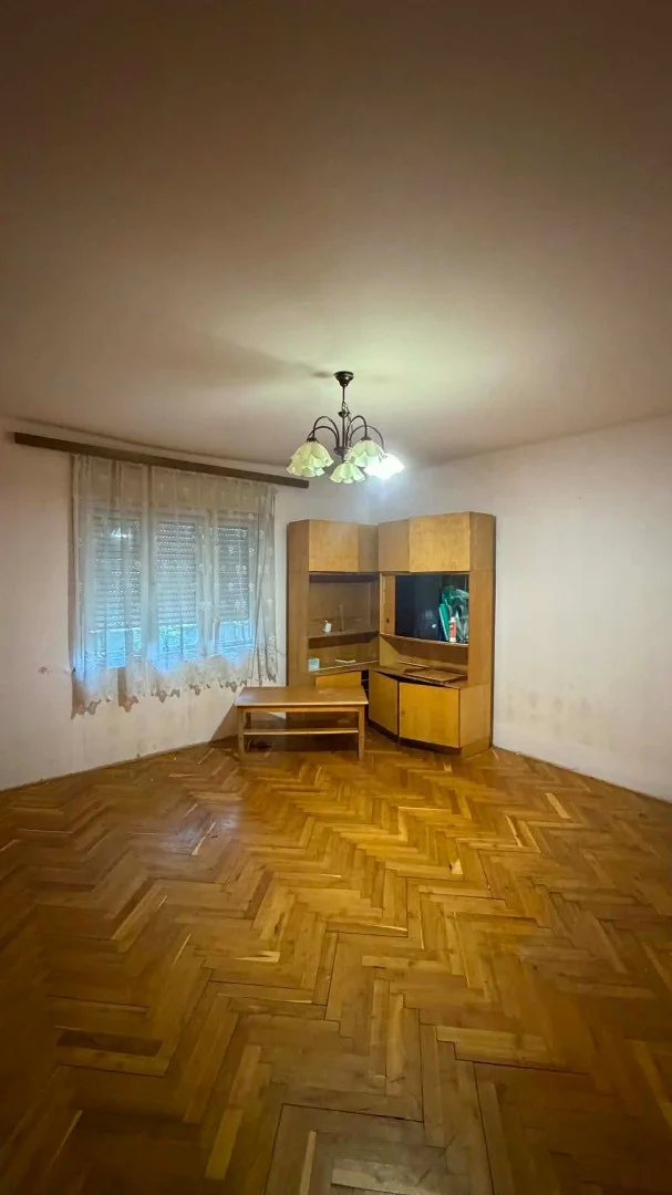 Eladó családi ház Békéscsaba Veres Péter - Kép 6