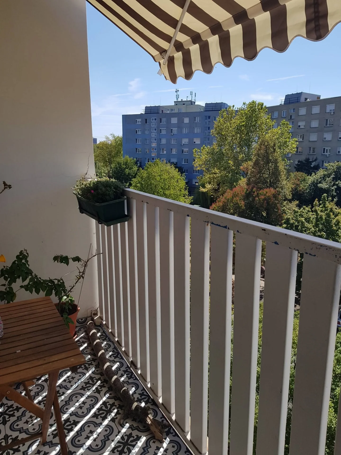 Eladó lakás Dunaújváros - Kép 7