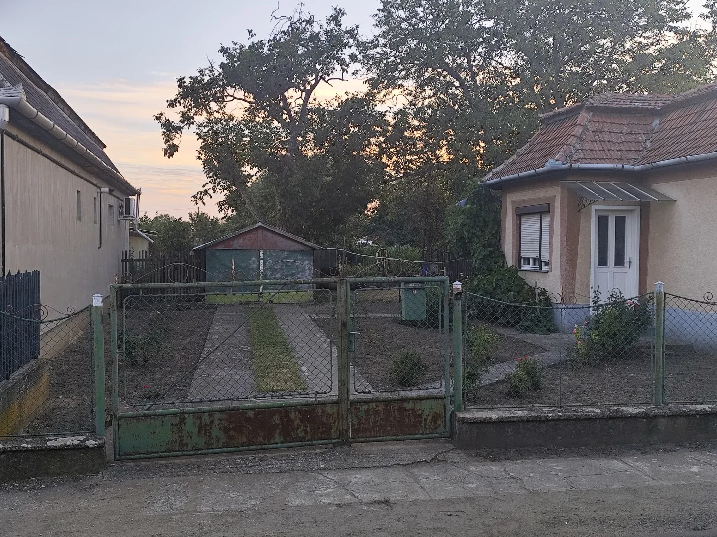 Eladó családi ház Hort Kastélykert - Kép 3