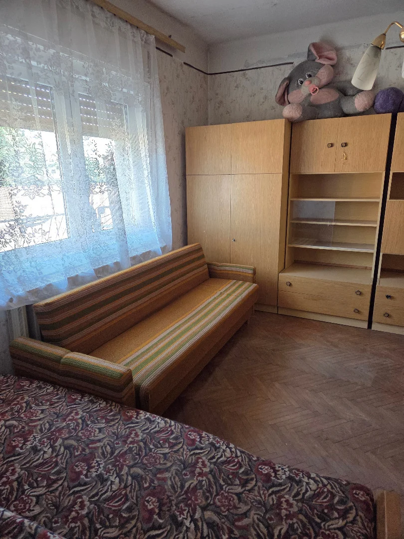 Eladó családi ház Péteri - Kép 10
