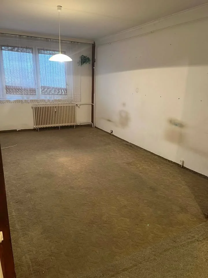 Eladó lakás Dunaújváros - Kép 5