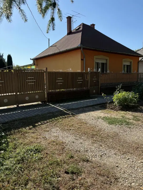 Eladó családi ház Püspökhatvan Szabadság utca