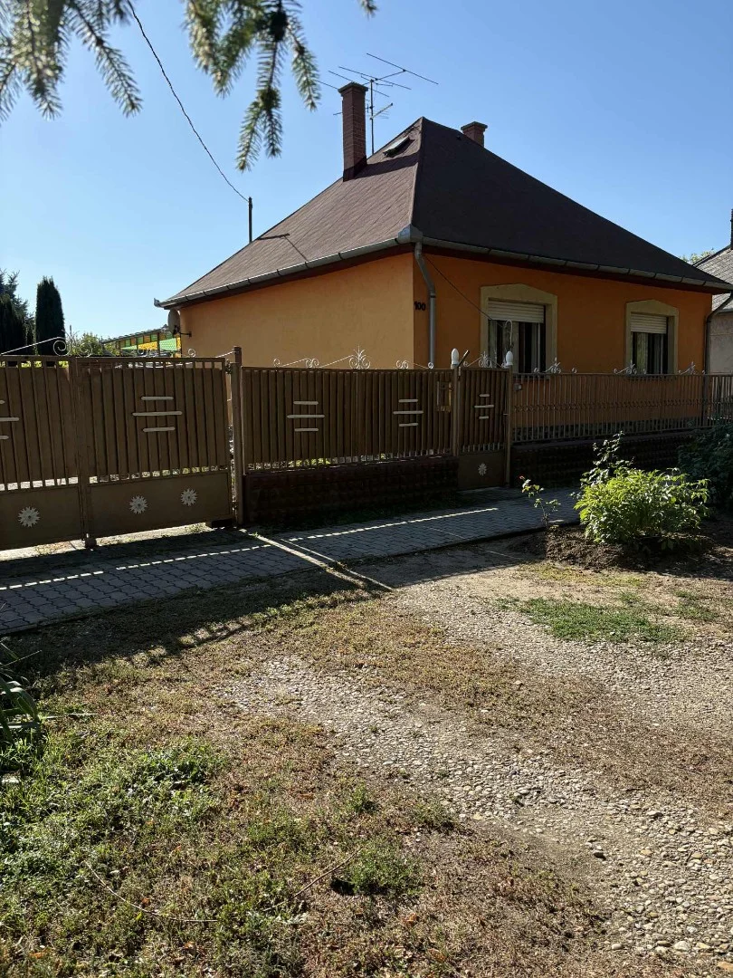 Eladó családi ház Püspökhatvan Szabadság utca
