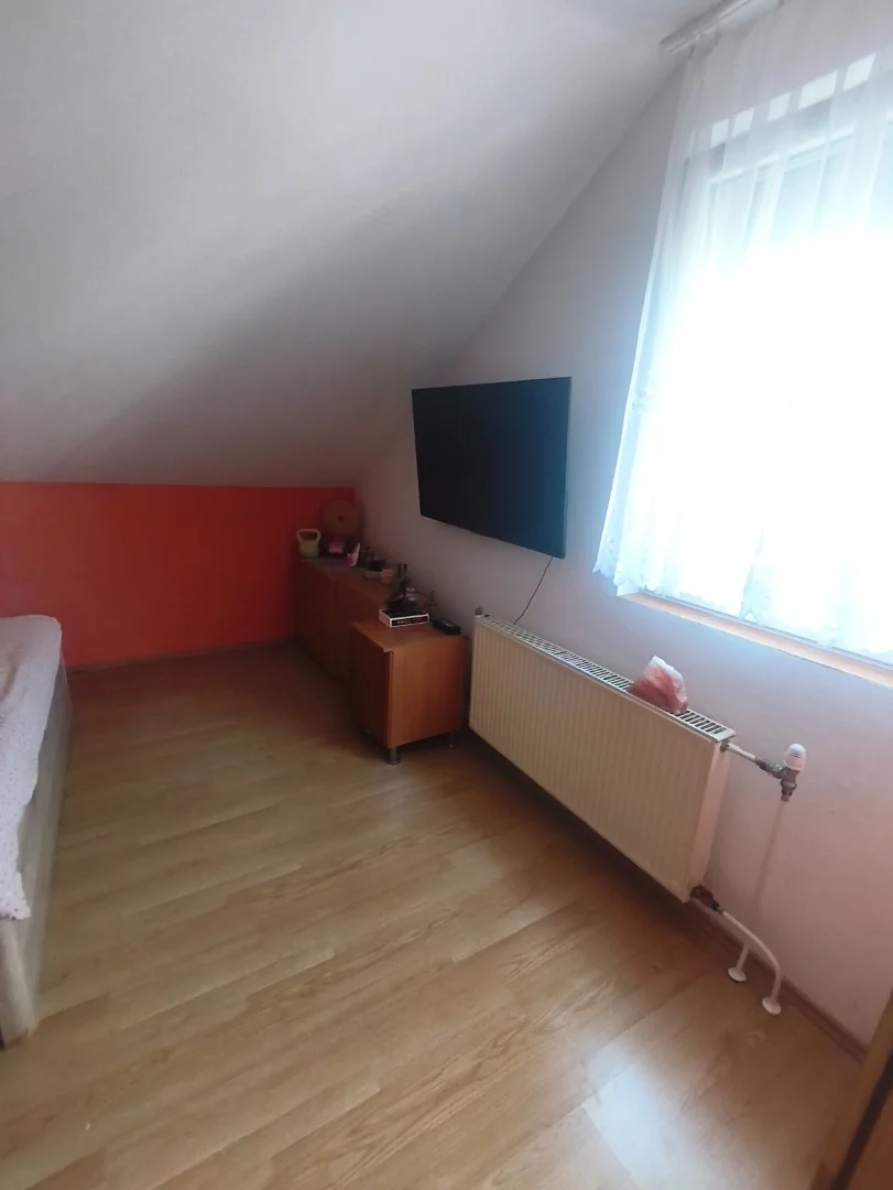 Eladó családi ház Sóskút Park utca - Kép 12