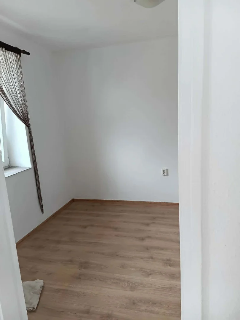Eladó családi ház Zirc jókai - Kép 4