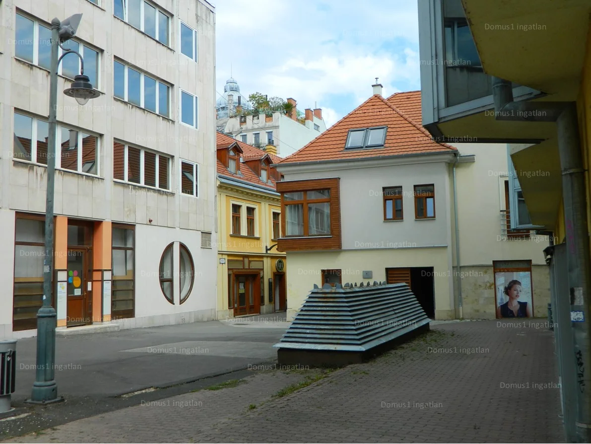 Eladó iroda / üzlet / kereskedelmi / szolgáltató Szombathely Belváros