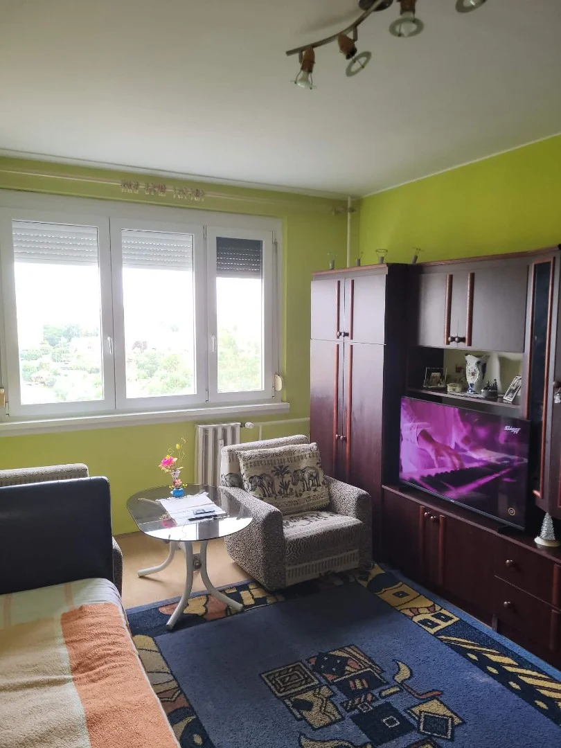 Eladó panel lakás Szeged Ipoly sor - Kép 2