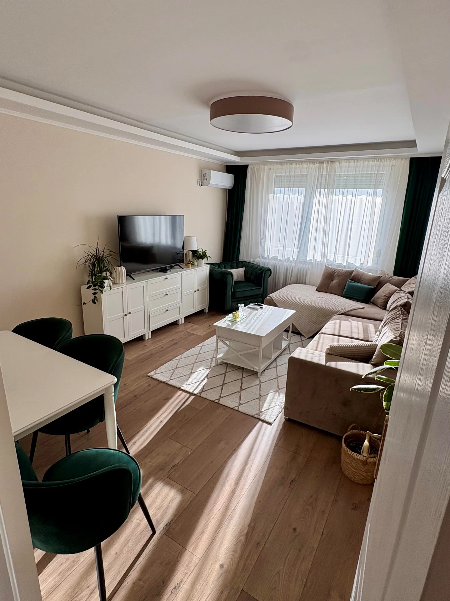 Eladó lakás Debrecen - Kép 2