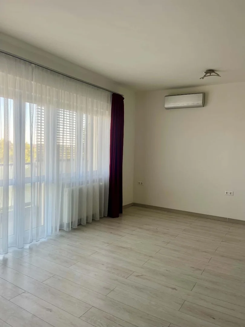 Eladó tégla lakás Győr - Kép 3
