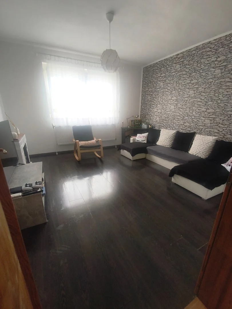 Eladó családi ház Sóskút Park utca - Kép 8