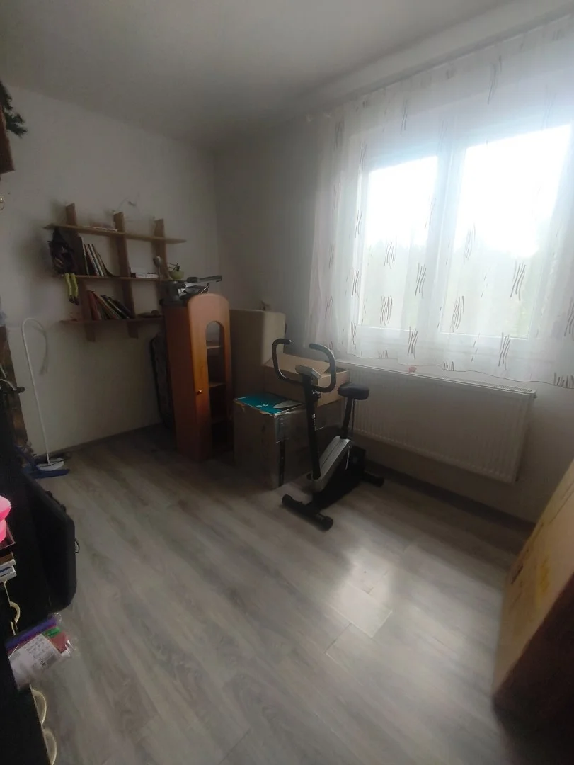 Eladó családi ház Sóskút Park utca - Kép 9