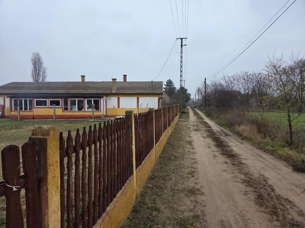 Eladó családi ház Hajdúsámson Málna - Kép 2