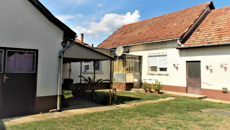 Eladó ház Csólyospálos