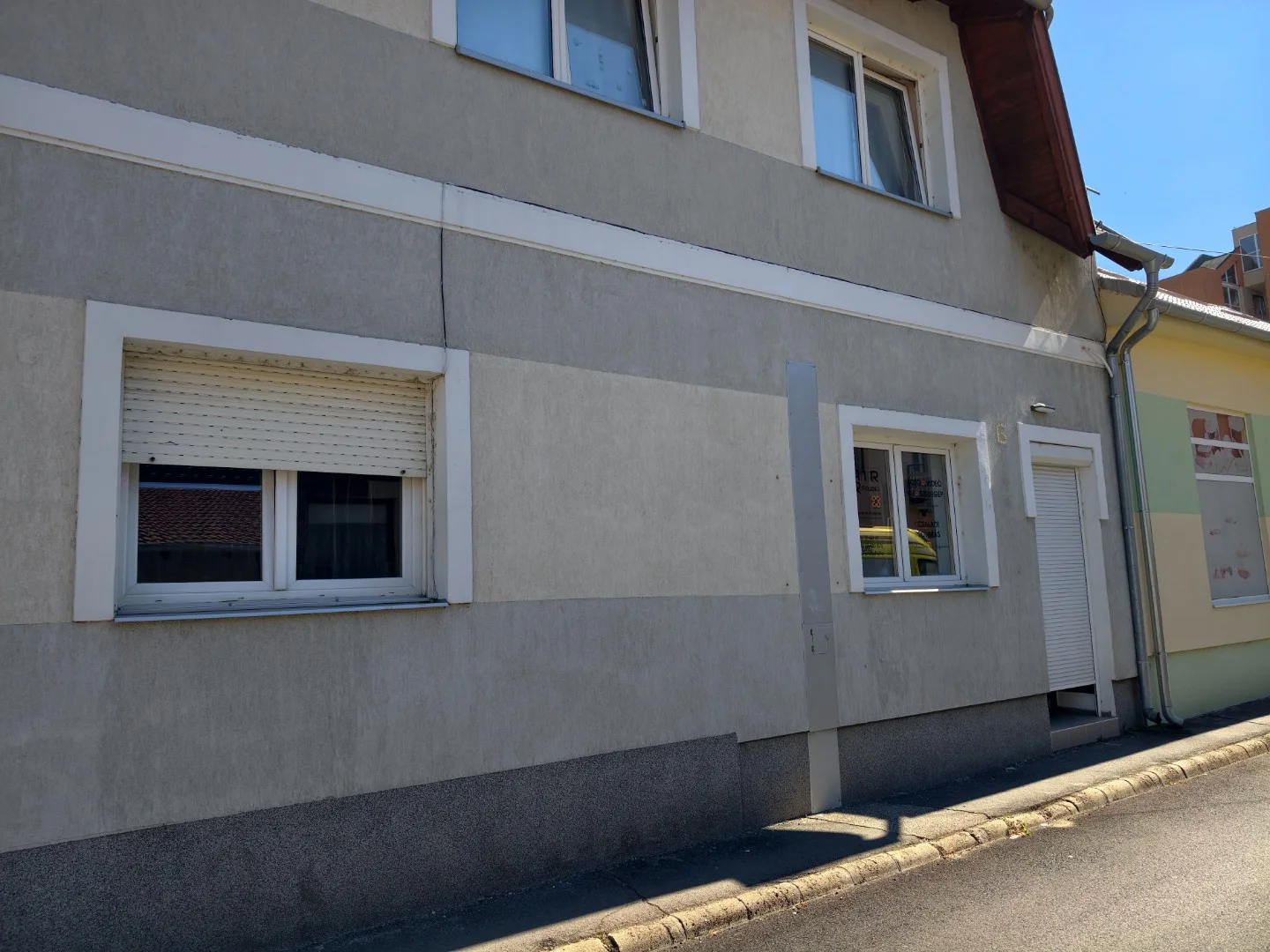 Kiadó üzlet iroda / üzlet / kereskedelmi / szolgáltató Zalaegerszeg Könyök utca - Kép 5
