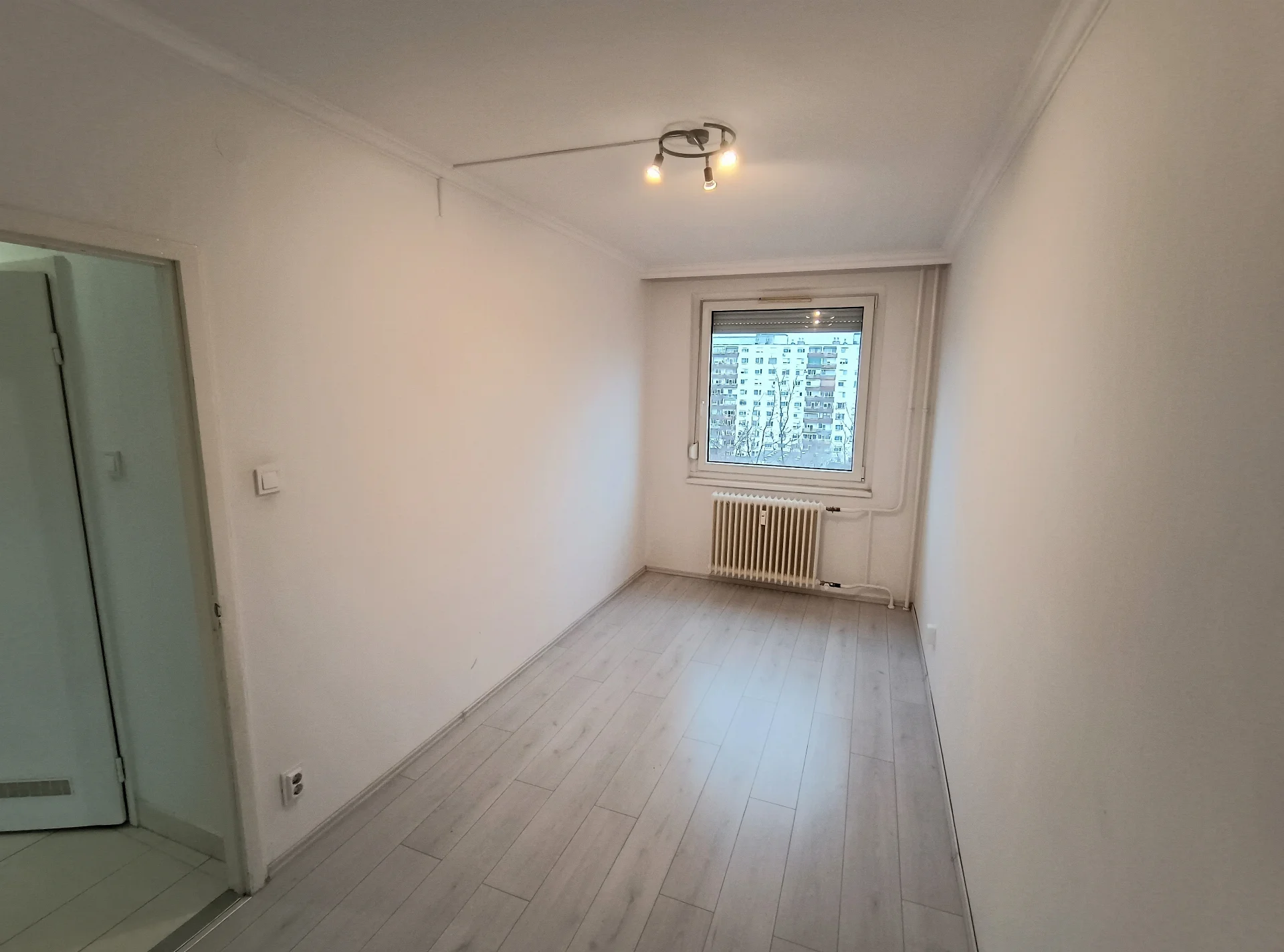 Eladó lakás Debrecen Domokos Lajos - Kép 4