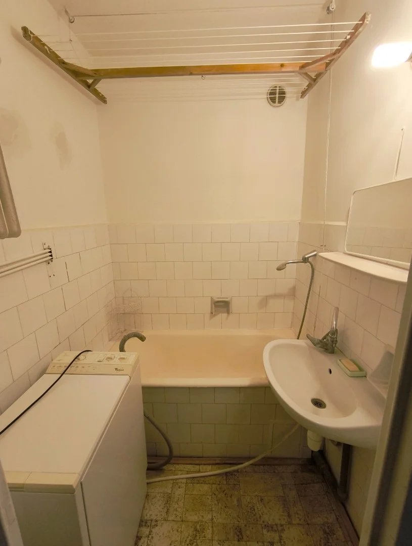 Eladó panel lakás Pécs Viktória utca - Kép 7
