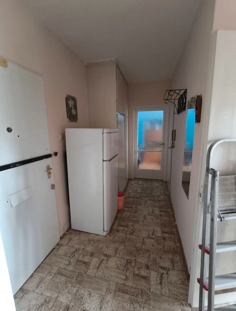 Eladó panel lakás Pécs Viktória utca - Kép 9